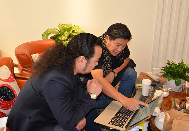 6新聞-16法國(guó)設(shè)計(jì)公司到訪李華清_03-02